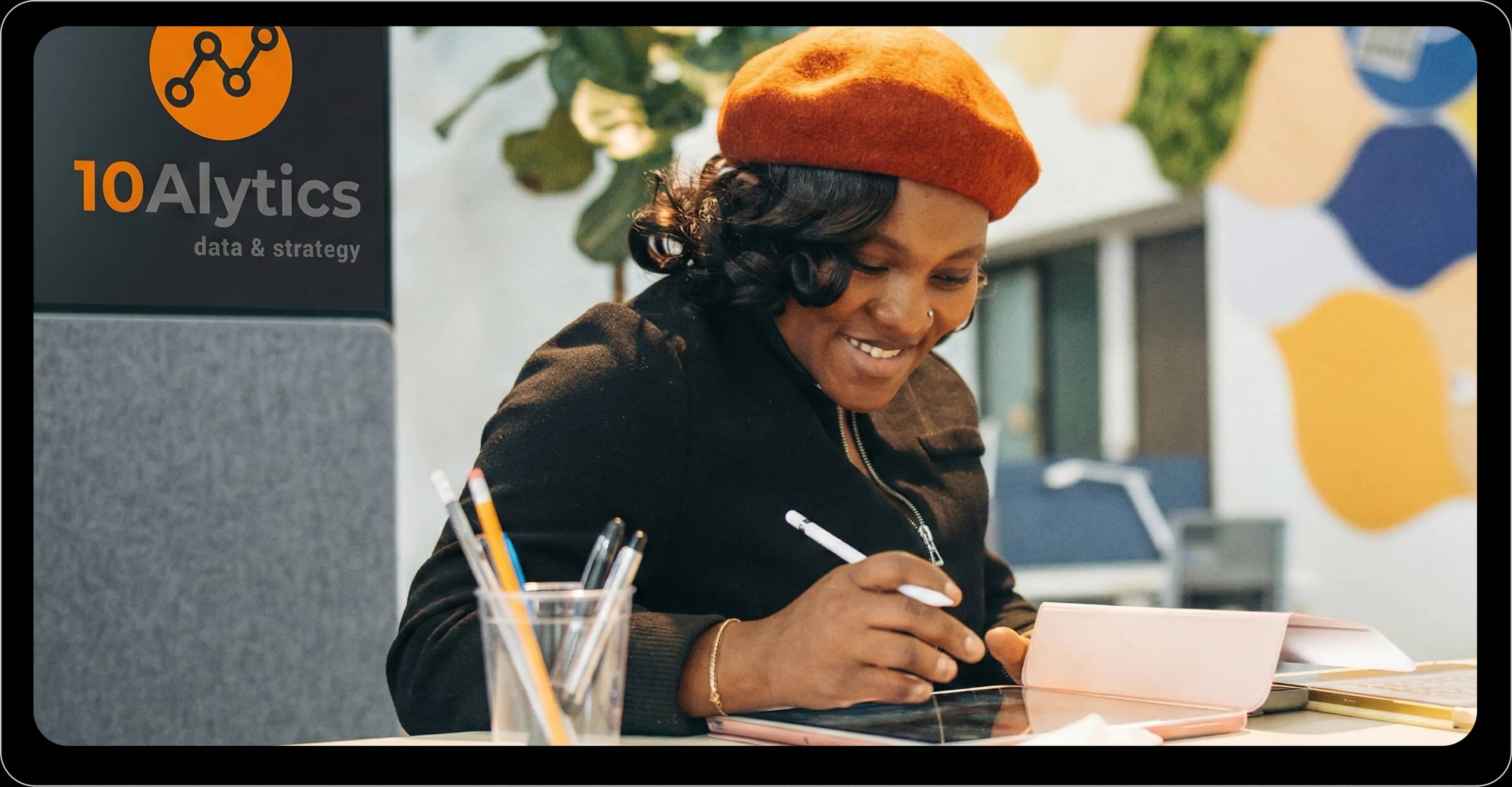 10Alytics learner studying